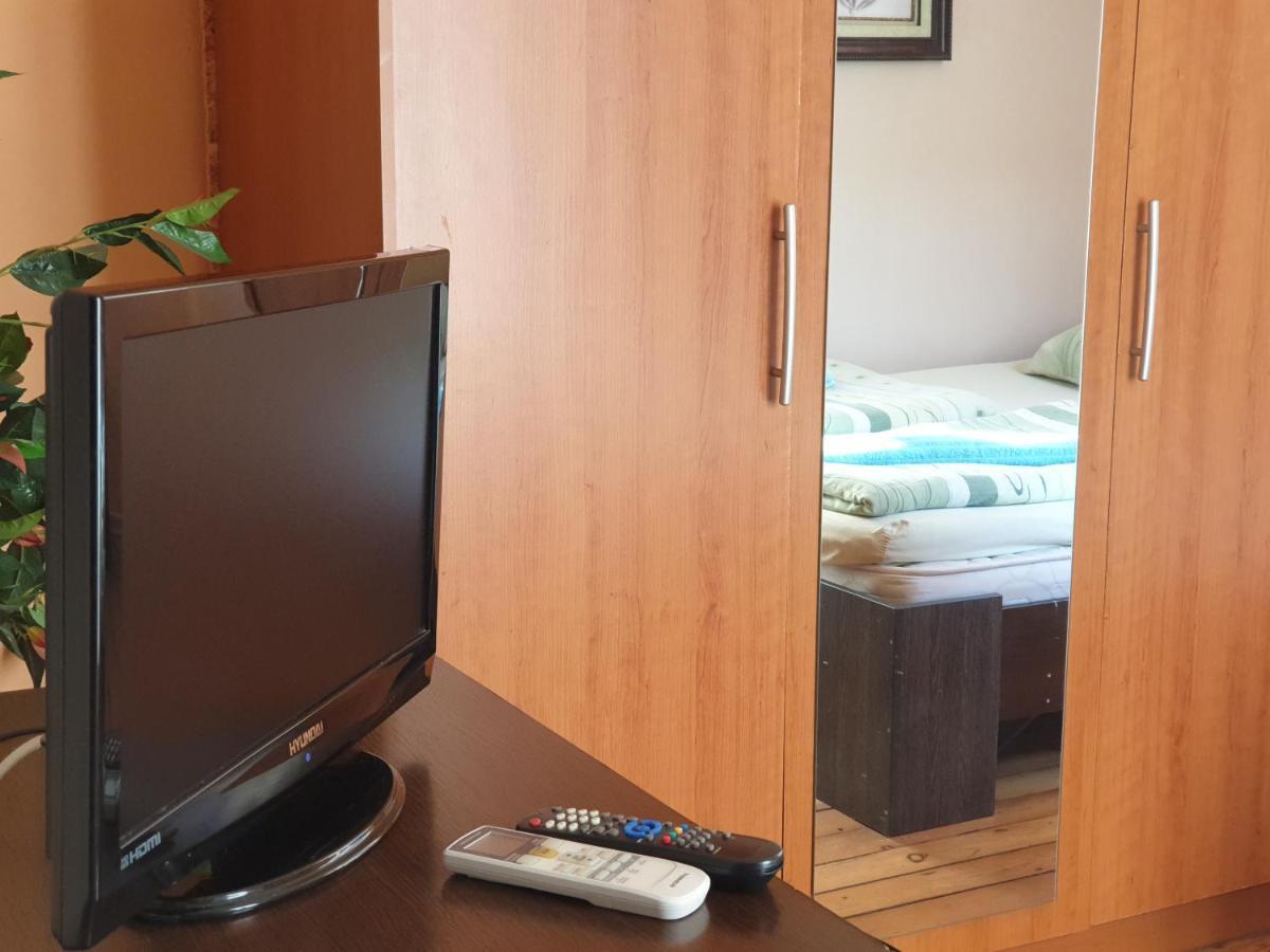 Elegance On A Budget - Rooms For Rent In Sofia Center Exterior foto